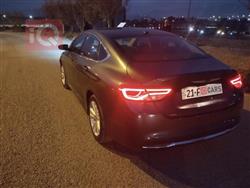 کرایسلەر 200